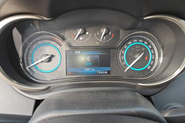 Used Buick LaCrosse 2013 2.4L SIDI Elite Comfort Version Odometer Close Up