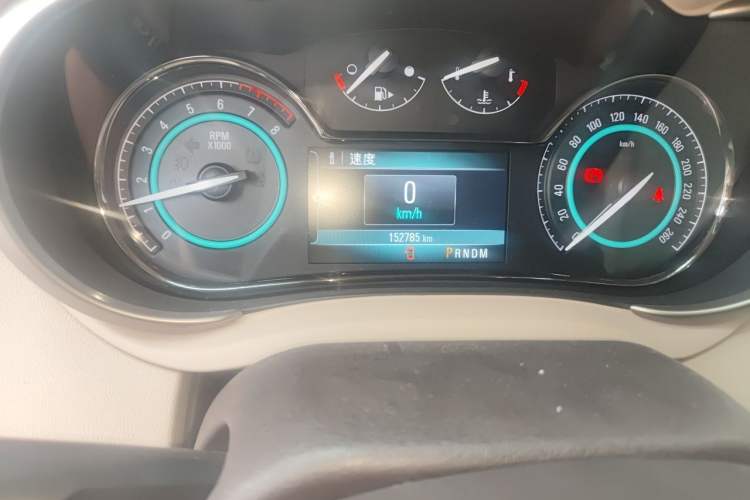 Used Buick LaCrosse 2013 2.4L SIDI Leading Comfort Version Odometer Close Up