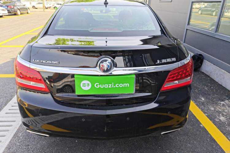 Used Buick LaCrosse 2013 2.4L SIDI Leading Comfort Version Rear