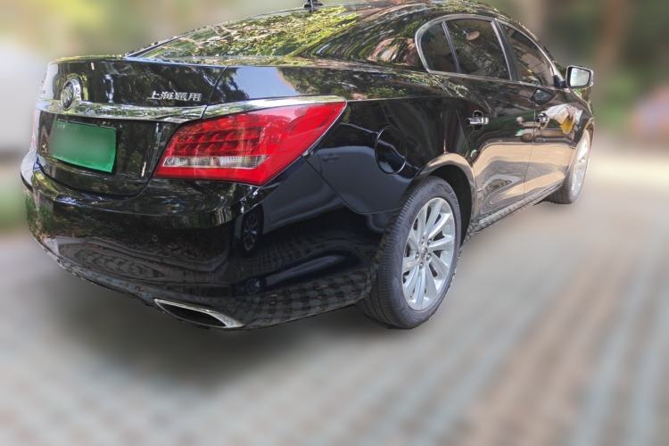 Used Buick LaCrosse 2013 2.4L SIDI Luxury Comfort Edition Rear Right 45 Deg
