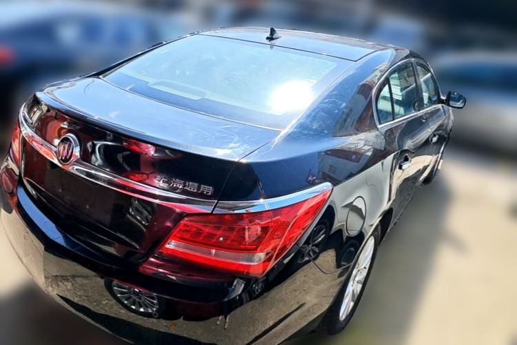 Used Buick LaCrosse 2013 2.4L SIDI Luxury Comfort Edition Rear Right 45 Deg