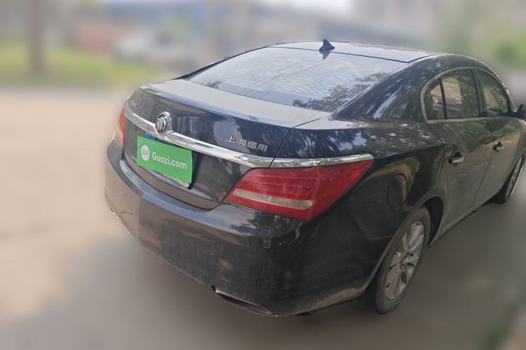 Used Buick LaCrosse 2013 2.4L SIDI Leading Comfort Version Rear Right 45 Deg