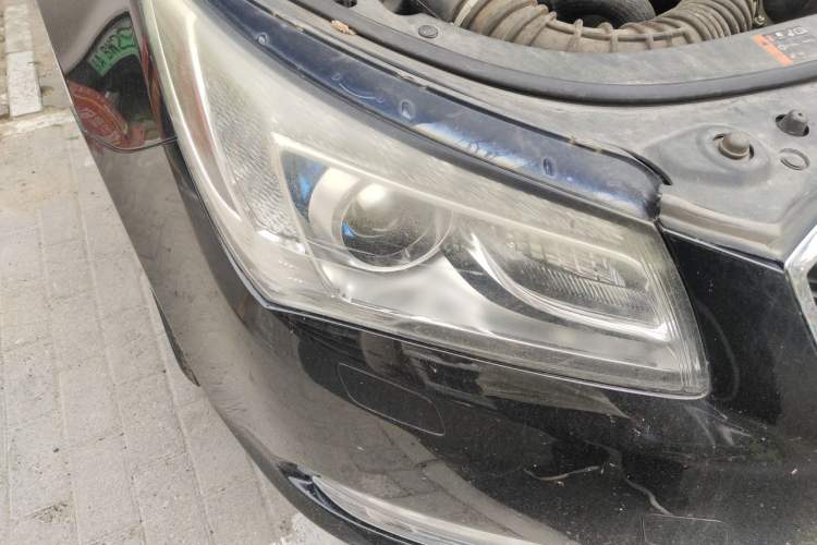 Used Buick LaCrosse 2013 2.4L SIDI Elite Comfort Version Right Front Headlight