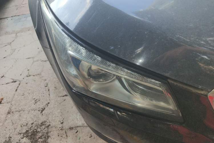 Used Buick LaCrosse 2013 2.4L SIDI Elite Comfort Version Right Front Headlight