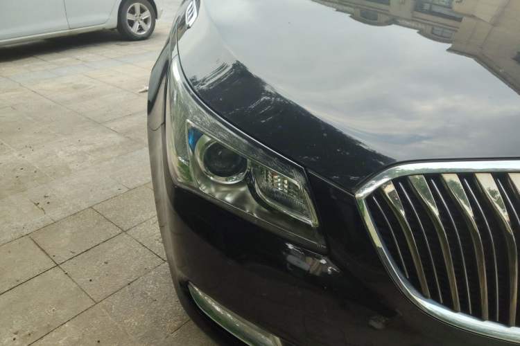 Used Buick LaCrosse 2013 2.4L SIDI Elite Comfort Version Right Front Headlight