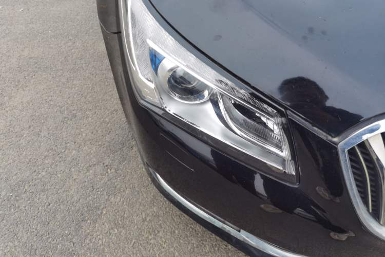 Used Buick LaCrosse 2013 2.4L SIDI Elite Comfort Version Right Front Headlight