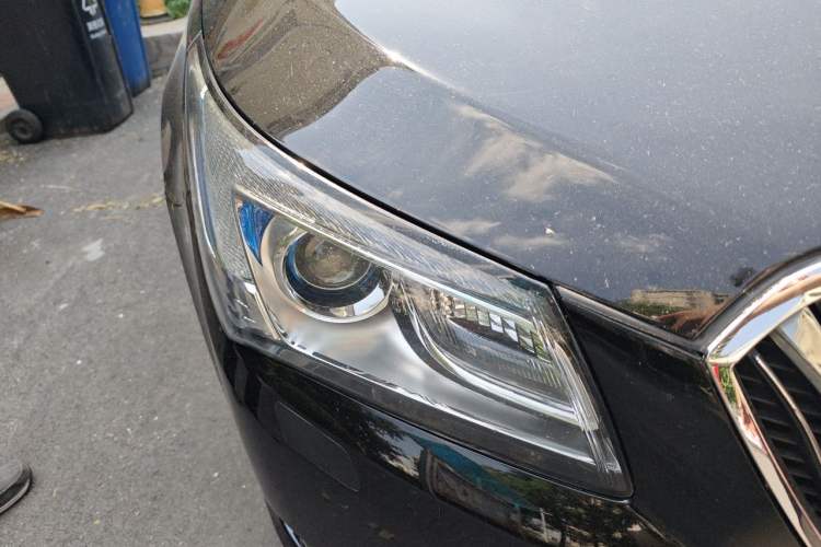 Used Buick LaCrosse 2013 2.4L SIDI Luxury Comfort Edition Right Front Headlight