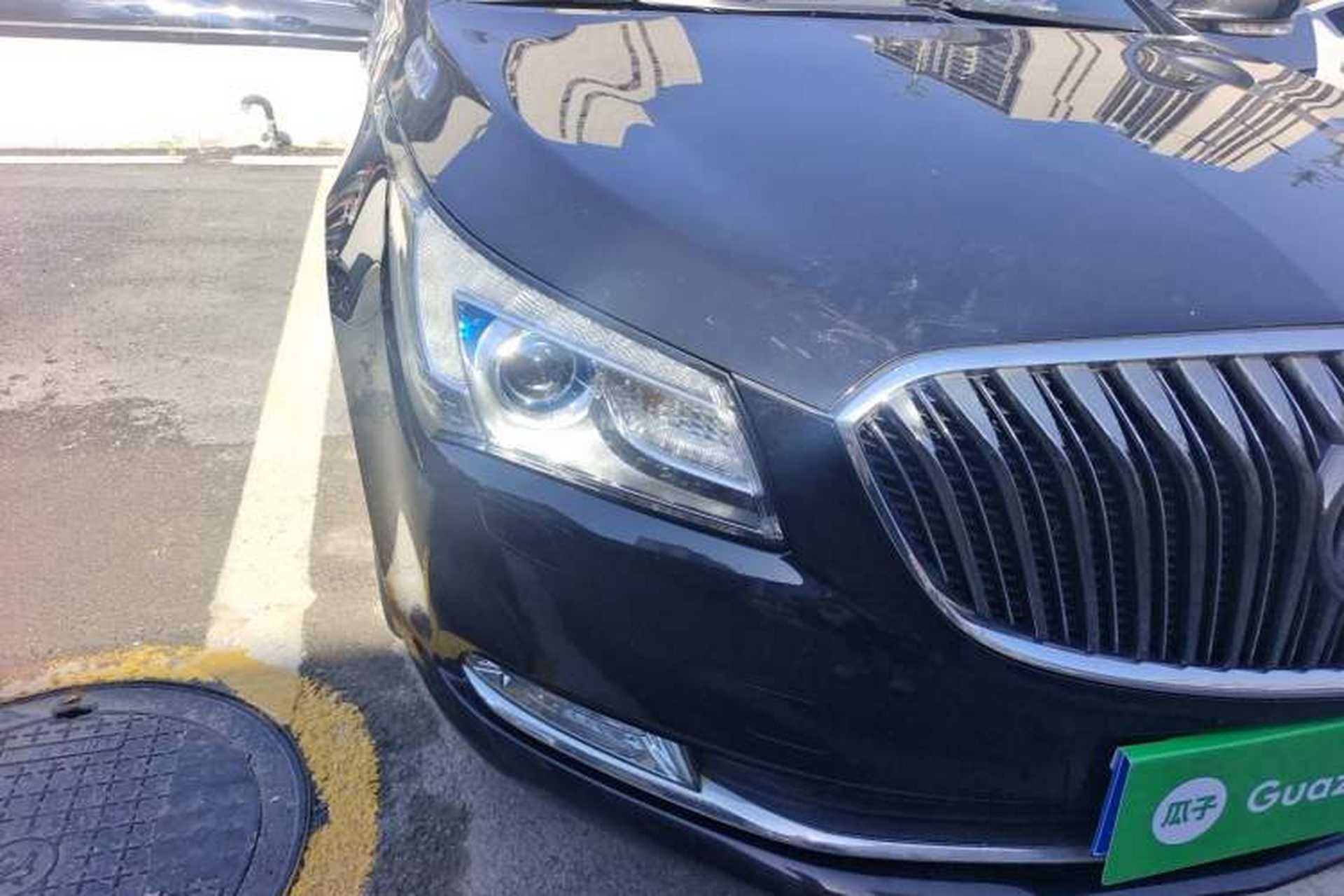 Used Buick LaCrosse 2013 2.4L SIDI Elite Comfort Version Right Front Headlight