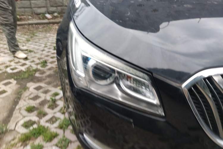 Used Buick LaCrosse 2013 2.4L SIDI Leading Comfort Version Right Front Headlight