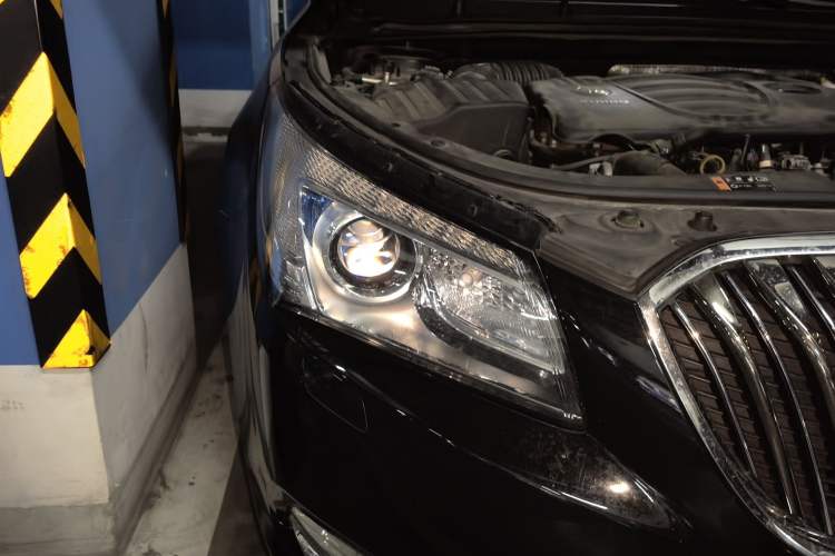 Used Buick LaCrosse 2013 2.0T SIDI Elite Tech Version Right Front Headlight