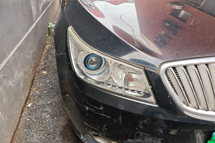 Used Buick LaCrosse 2013 2.4L SIDI Elite Comfort Version Right Front Headlight