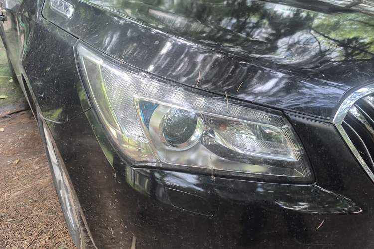 Used Buick LaCrosse 2013 2.4L SIDI Elite Comfort Version Right Front Headlight