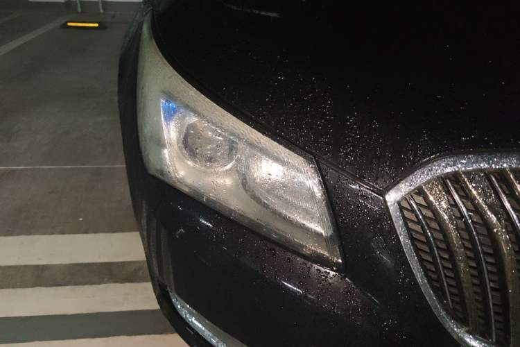 Used Buick LaCrosse 2013 2.4L SIDI Leading Comfort Version Right Front Headlight