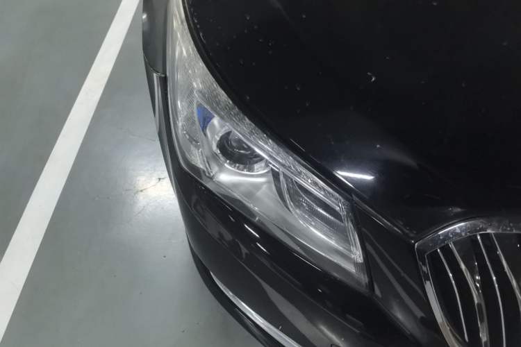 Used Buick LaCrosse 2013 2.0T SIDI Technology Version Right Front Headlight