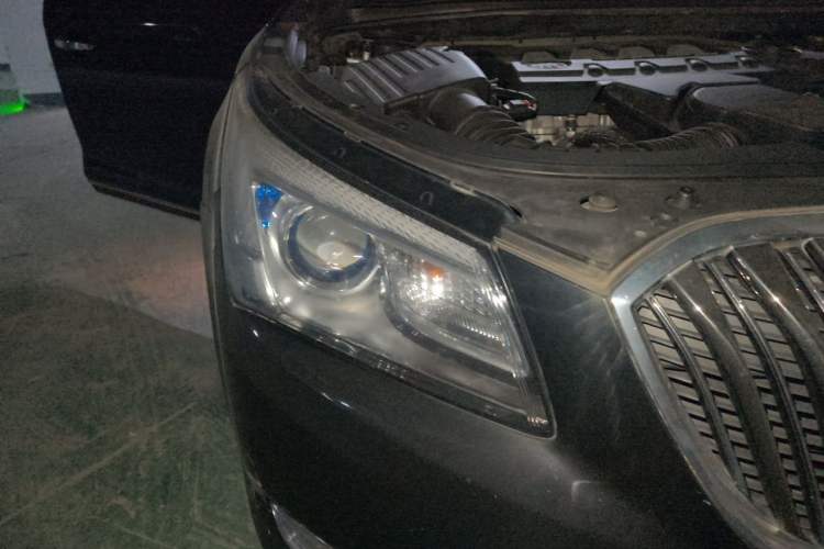 Used Buick LaCrosse 2013 2.4L SIDI Leading Comfort Version Right Front Headlight
