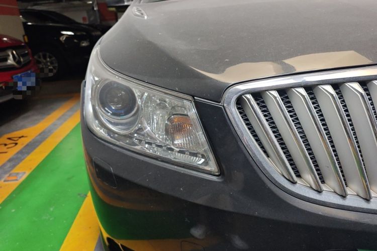 Used Buick LaCrosse 2013 2.4L SIDI Elite Comfort Version Right Front Headlight
