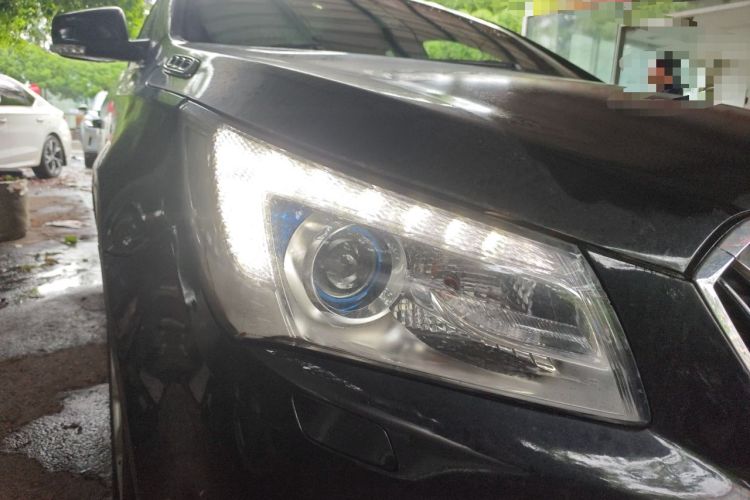 Used Buick LaCrosse 2013 2.0T SIDI Smart Luxury Flagship Edition Right Front Headlight