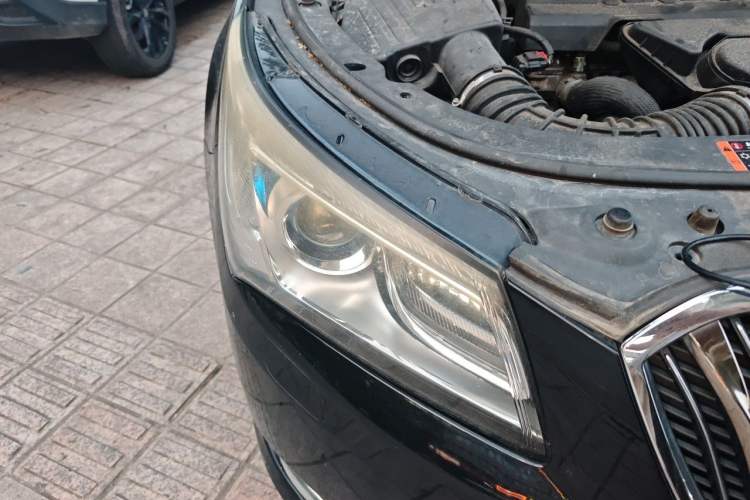 Used Buick LaCrosse 2013 2.4L SIDI Elite Comfort Version Right Front Headlight