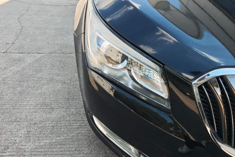 Used Buick LaCrosse 2013 2.4L SIDI Leading Comfort Version Right Front Headlight