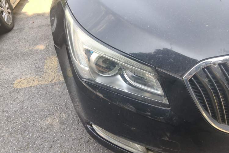 Used Buick LaCrosse 2013 2.4L SIDI Leading Comfort Version Right Front Headlight