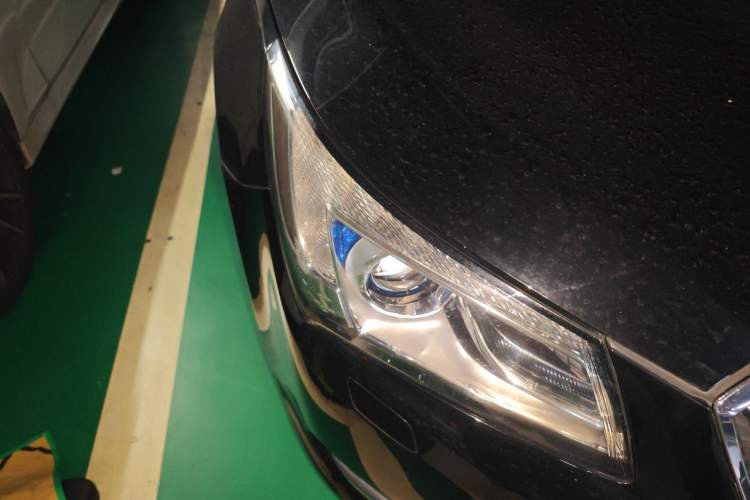 Used Buick LaCrosse 2013 2.4L SIDI Elite Comfort Version Right Front Headlight