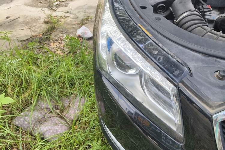 Used Buick LaCrosse 2013 2.4L SIDI Elite Comfort Version Right Front Headlight