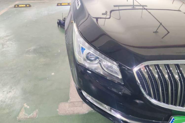 Used Buick LaCrosse 2013 2.4L SIDI Elite Comfort Version Right Front Headlight