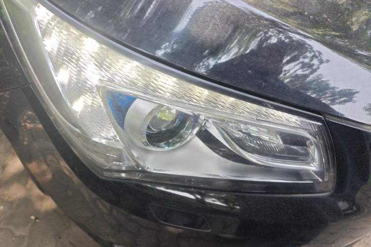 Used Buick LaCrosse 2013 2.0T SIDI Smart Luxury Flagship Edition Right Front Headlight