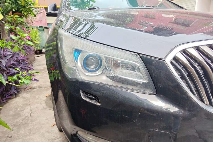 Used Buick LaCrosse 2013 2.0T SIDI Smart Luxury Flagship Edition Right Front Headlight