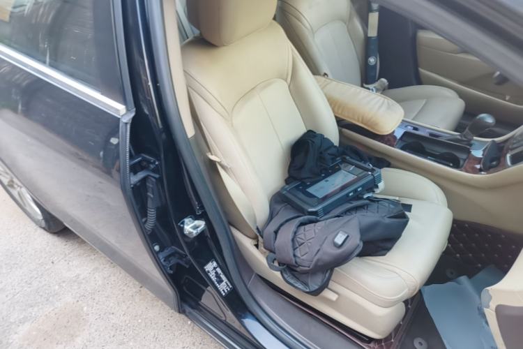 Used Buick LaCrosse 2013 2.4L SIDI Leading Comfort Version Right Front Seat