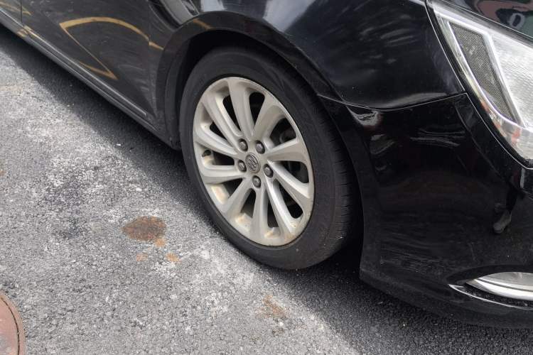 Used Buick LaCrosse 2013 2.0T SIDI Smart Luxury Flagship Edition Right Front Wheel Hub