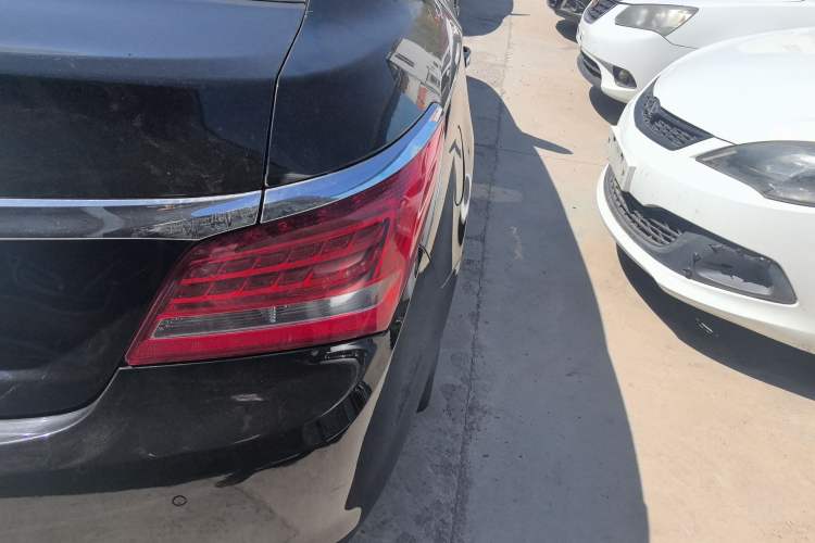 Used Buick LaCrosse 2013 2.4L SIDI Elite Comfort Version Right Rear Taillight