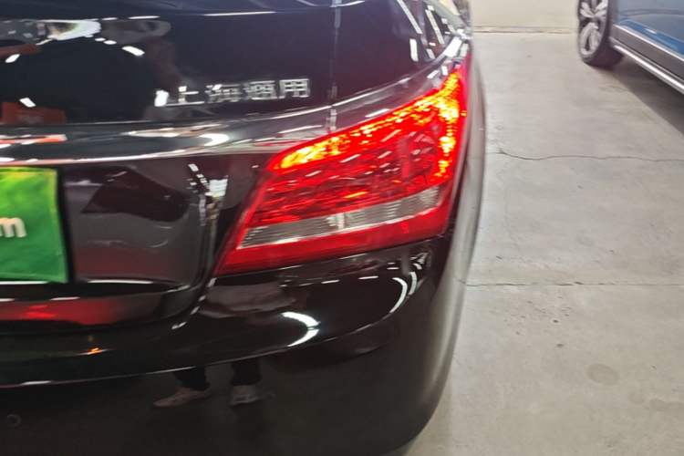 Used Buick LaCrosse 2013 2.4L SIDI Leading Comfort Version Right Rear Taillight