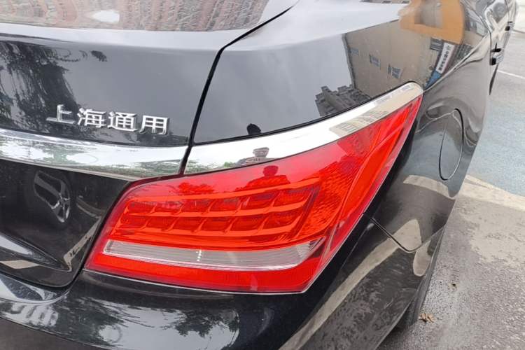 Used Buick LaCrosse 2013 2.4L SIDI Leading Comfort Version Right Rear Taillight