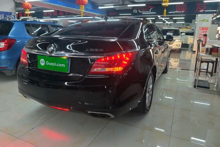 Used Buick LaCrosse 2013 2.4L SIDI Elite Comfort Version Right Rear Taillight