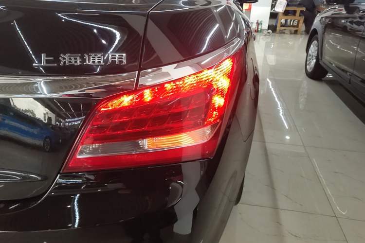 Used Buick LaCrosse 2013 3.0L SIDI V6 Smart Luxury Flagship Model Right Rear Taillight