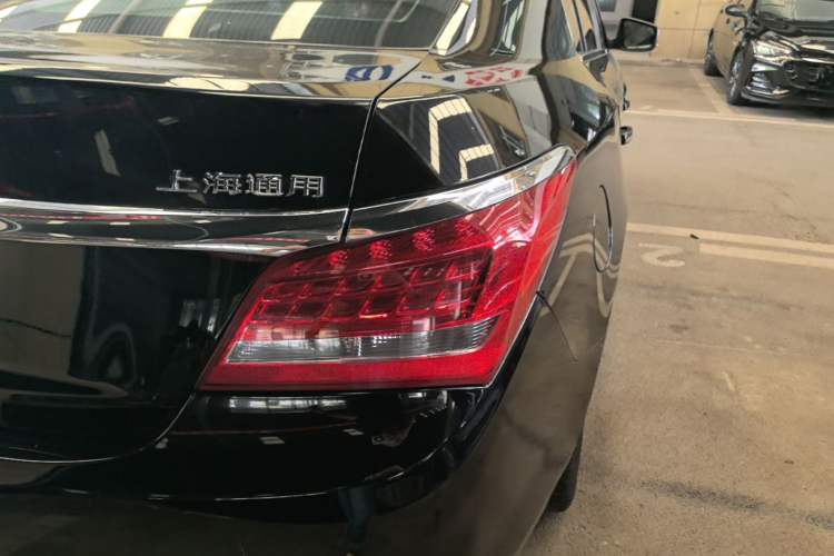 Used Buick LaCrosse 2013 2.4L SIDI Leading Comfort Version Right Rear Taillight