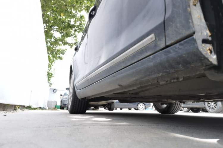 Used Buick LaCrosse 2013 2.0T SIDI Technology Version Right Side Sill