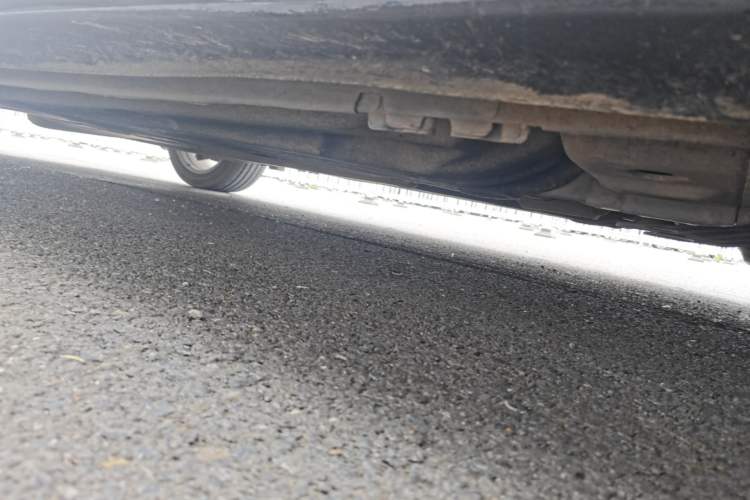 Used Buick LaCrosse 2013 2.4L SIDI Luxury Comfort Edition Right Side Sill