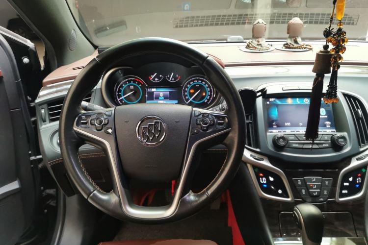 Used Buick LaCrosse 2013 2.4L SIDI Elite Comfort Version Steering Wheel