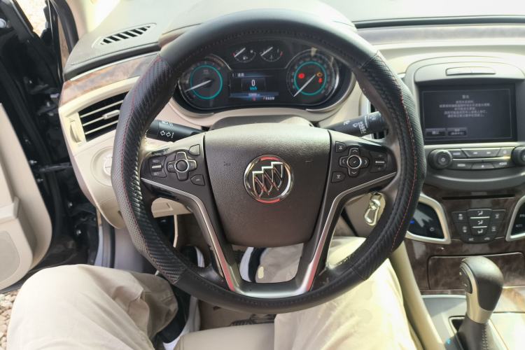 Used Buick LaCrosse 2013 2.4L SIDI Leading Comfort Version Steering Wheel