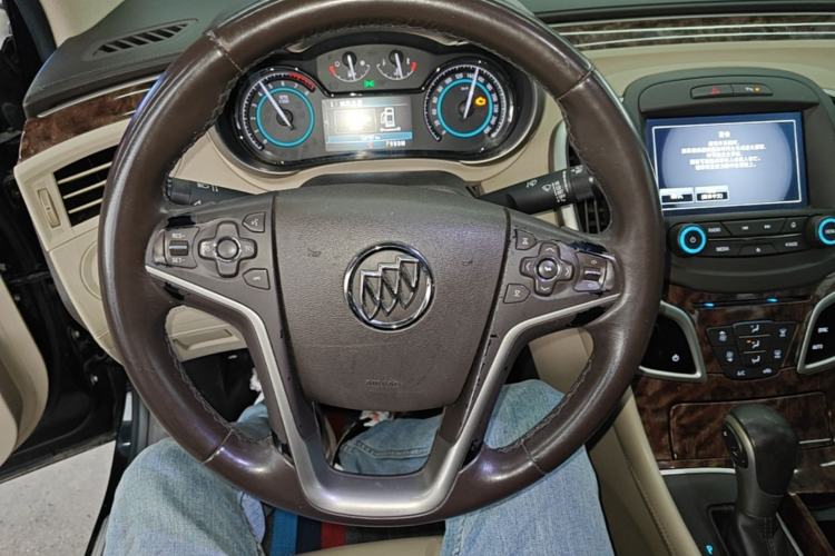 Used Buick LaCrosse 2013 2.4L SIDI Leading Comfort Version Steering Wheel