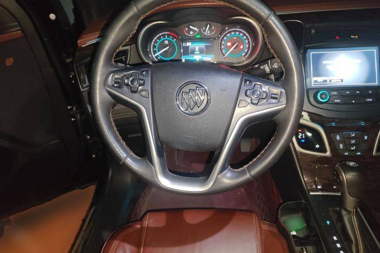 Used Buick LaCrosse 2013 2.4L SIDI Elite Comfort Version Steering Wheel
