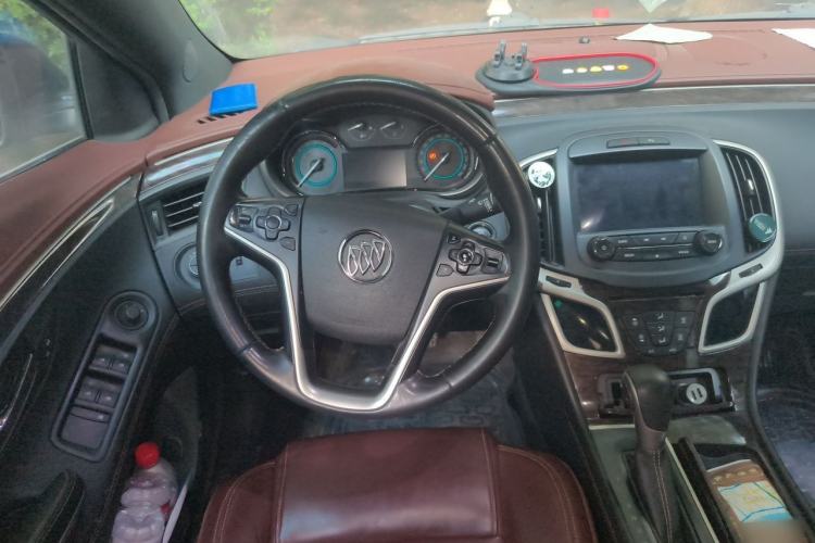Used Buick LaCrosse 2013 2.4L SIDI Elite Comfort Version Steering Wheel