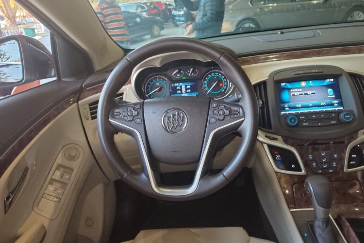 Used Buick LaCrosse 2013 2.4L SIDI Leading Comfort Version Steering Wheel