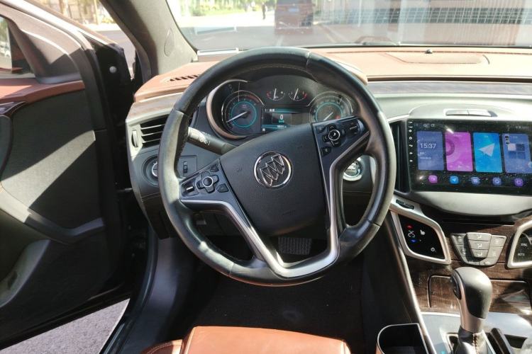Used Buick LaCrosse 2013 2.4L SIDI Elite Comfort Version Steering Wheel