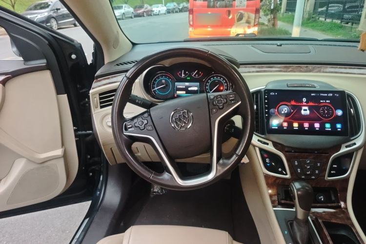 Used Buick LaCrosse 2013 2.4L SIDI Leading Comfort Version Steering Wheel