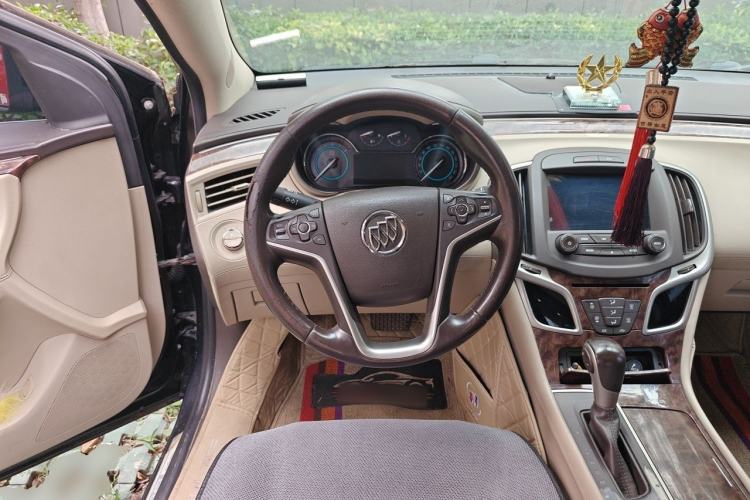 Used Buick LaCrosse 2013 2.4L SIDI Elite Comfort Version Steering Wheel