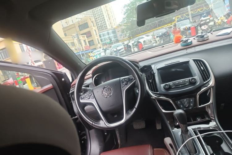 Used Buick LaCrosse 2013 2.4L SIDI Luxury Comfort Edition Steering Wheel
