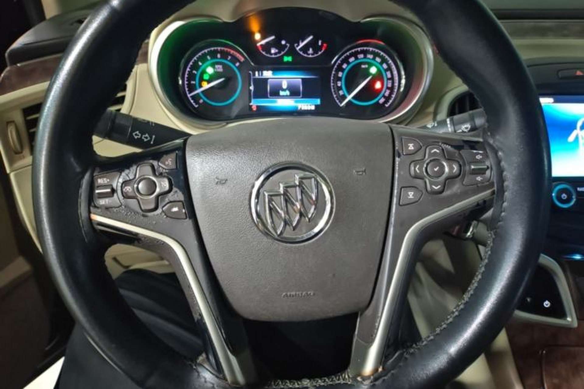 Used Buick LaCrosse 2013 2.4L SIDI Leading Comfort Version Steering Wheel